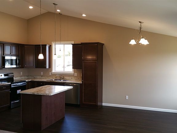 5th image of 10687 Fremont Dr