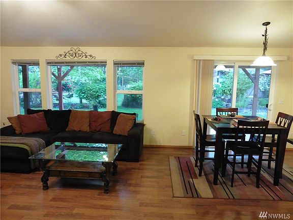 5th image of 15435 159th Ln SE