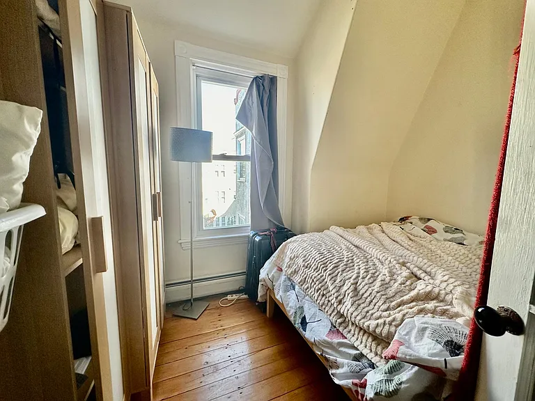168 Magazine St #3 — Photo 10