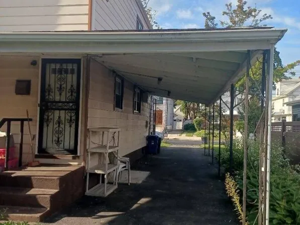 20656 46th Rd, Bayside, NY 11361
