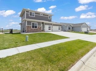 6408 S Hannby Trl, Sioux Falls, SD 57106