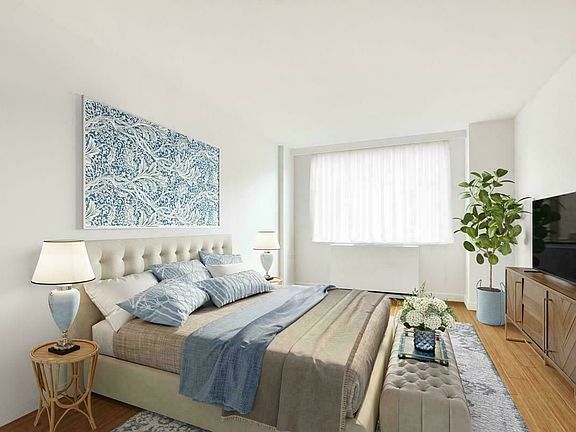 4th image of 300 E 75th St APT 10D
