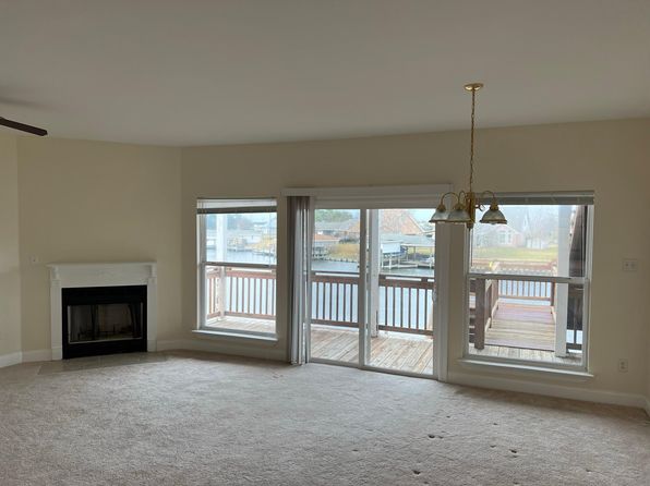 118 Lakeview Dr APT 1