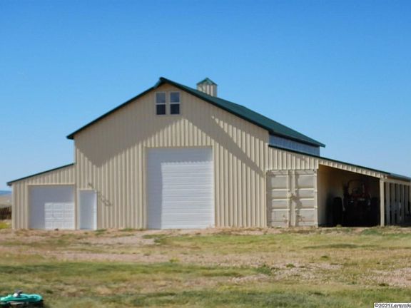 3rd image of 451 Hanson Ln