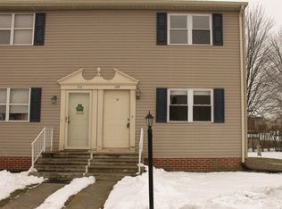 158 Center St, Hanover, PA 17331