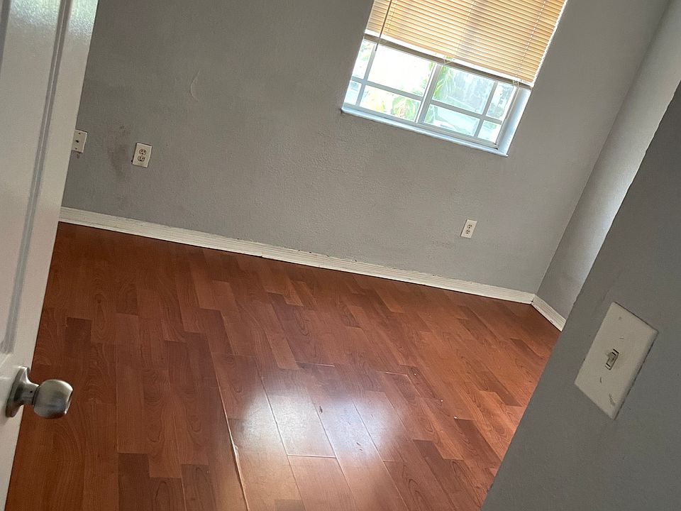 1st image of 1043 NE 3rd Ave Unit 1043