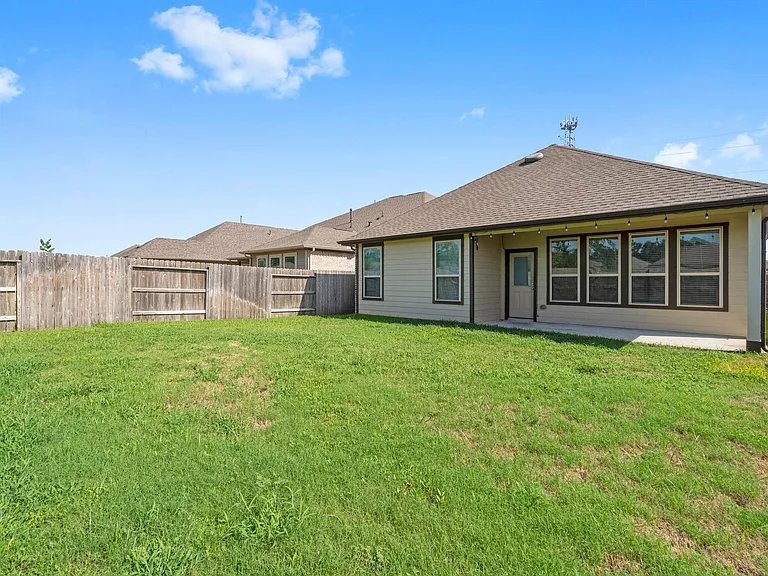 4234 Green Landing Dr — Photo 32