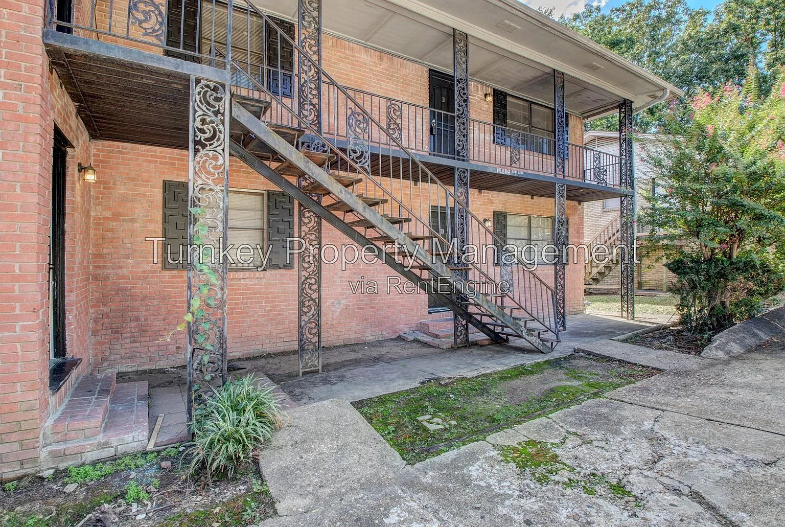 2 bed, 1.0 bath, 900 sqft, $800 — Photo 4