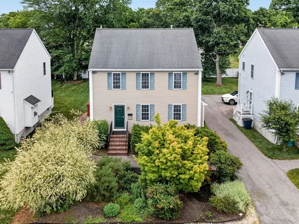 10 Brook St, Roslindale, MA 02131