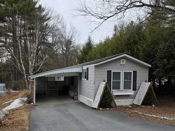 39 Tall Timbers Drive, Hartford, VT 05001