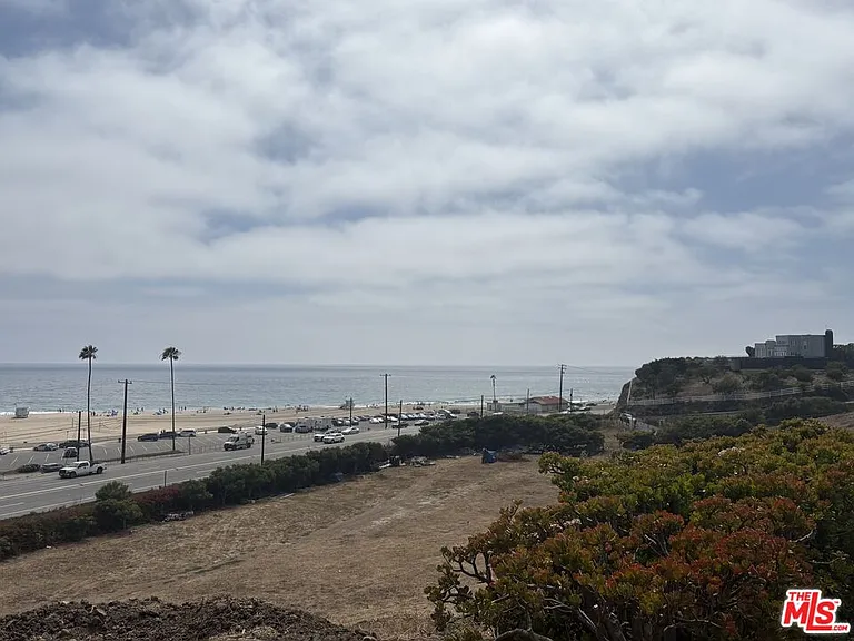 29637 Pacific Coast Hwy — Photo 19