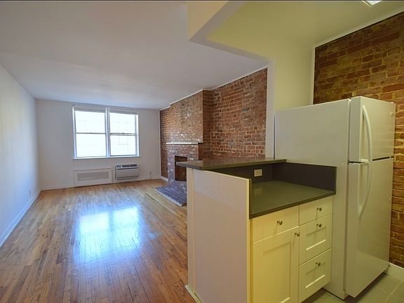 3rd image of 530 E 89th St APT 6D