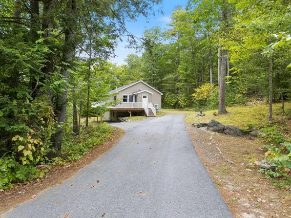 20 Fox Run Road, Gray, ME 04039
