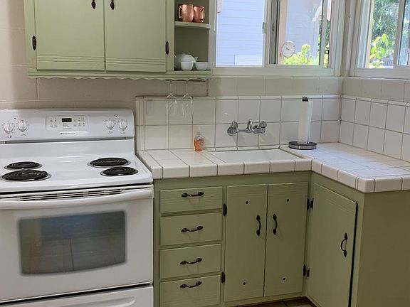 3rd image of 308 Figueroa St