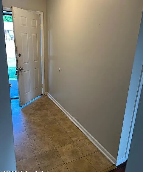 1705B Cliff Ridge Ct — Photo 4