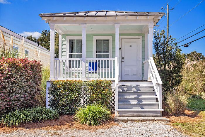 1st image of 171 Paradise Ave #11