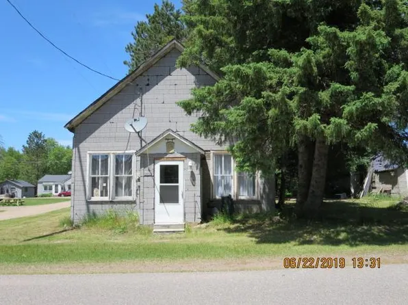 5450 Broadway St, Newald, WI 54511