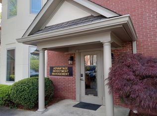 2319 Lime Kiln Ln SUITE B, Louisville, KY 40222