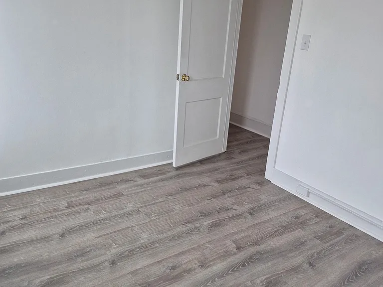 8 E Ridge Rd — Photo 10