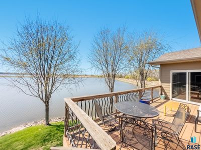 5007 Sunset Blvd, Madison, SD, 57042