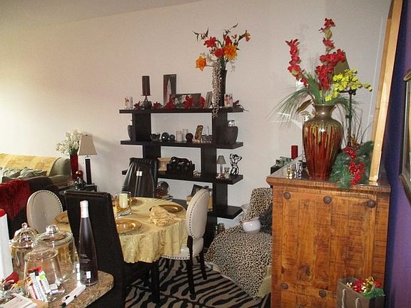 3rd image of 4011 N Francisco Ave Unit 308