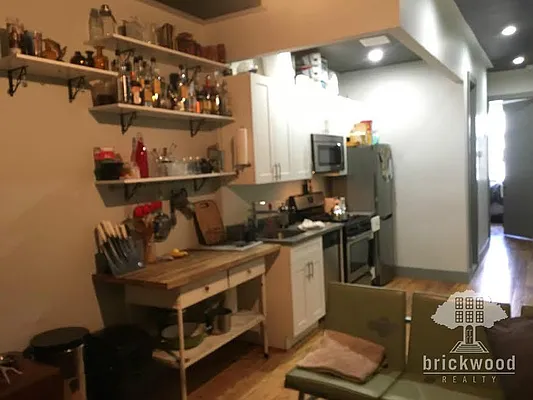 Rented by East Williamsburg Realty Inc | media 22