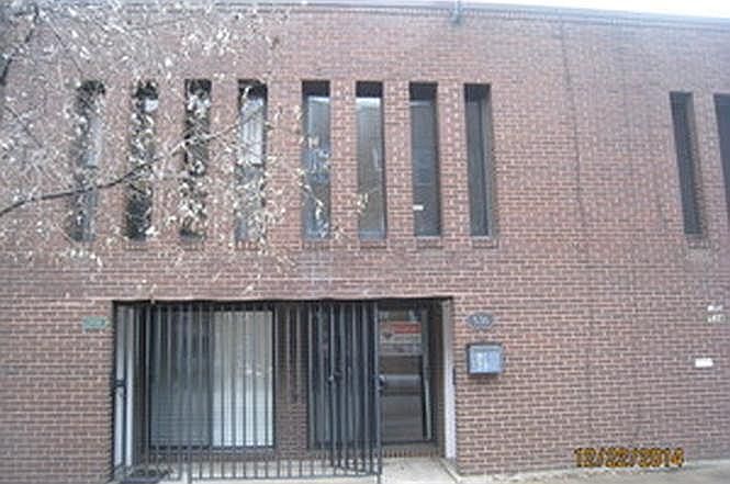 1st image of 536 W Eugenie St
