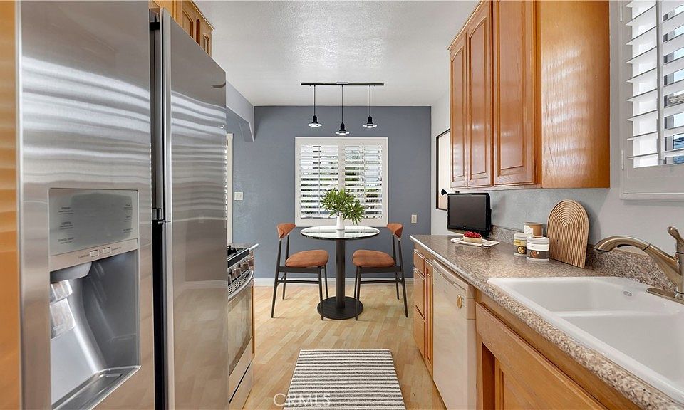 1st image of 8851 Jennrich Ave