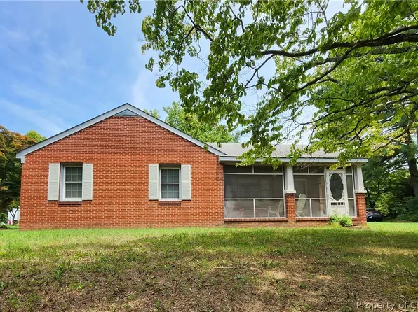 6849 Fields Landing Rd, Hayes, VA 23072