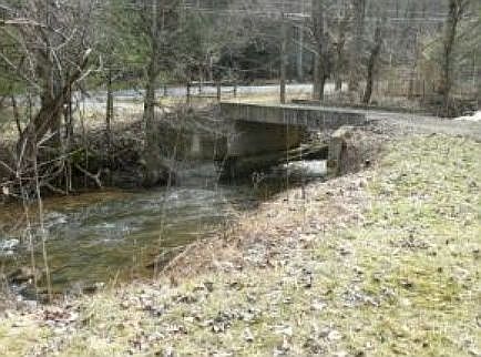 private brigde to the proper