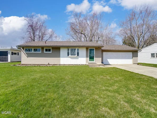 513 S Wagner Ave, Wapakoneta, OH 45895