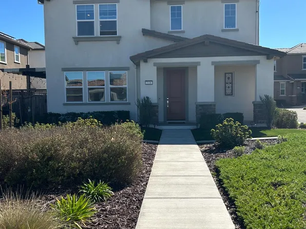 2136 Marina Dr, Lathrop, CA 95330