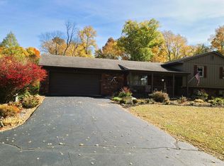7096 Hill Station Rd, Goshen, OH 45122