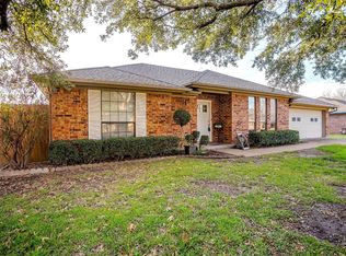 910 Hyde Park Blvd, Cleburne, TX 76033