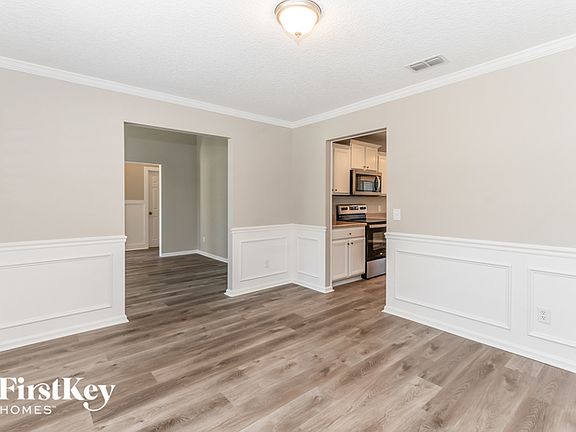 4th image of 5222 Magnolia Oaks Ln