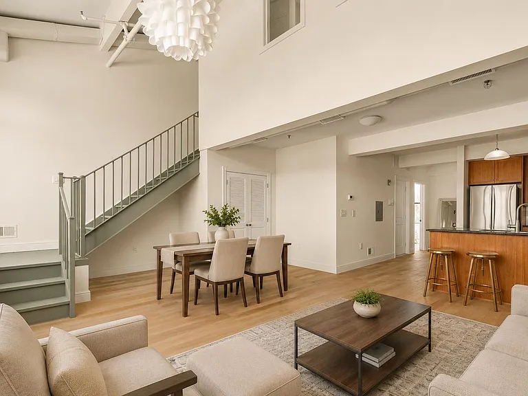 300 Communipaw Ave #212 — Photo 4