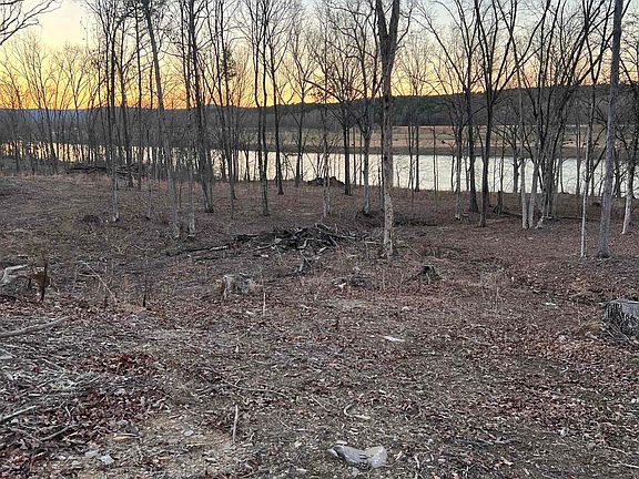 2nd image of 2 Mountain View Rd