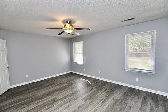 944 Twin Lakes Dr — Photo 44