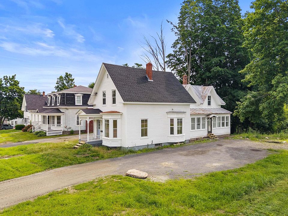 1st image of 272 Main Street