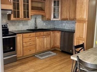 20 George St APT 22, Attleboro, MA 02703