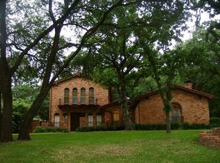 228 Timberlake Dr, Azle, TX 76020