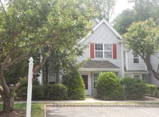 3202 Tudor Dr, Pompton Plains, NJ 07444