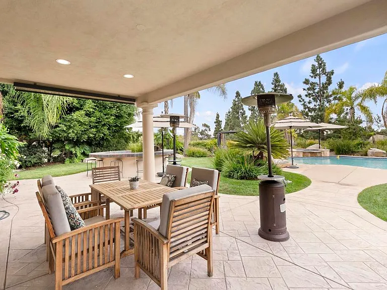 6805 Farms View Ct — Photo 30