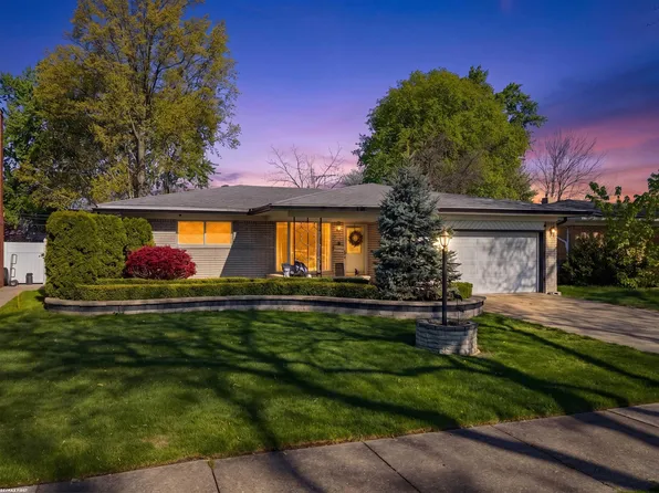 30715 Primrose Dr, Warren, MI 48088