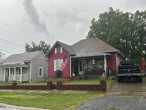2nd image of 1012 Kentucky Ave
