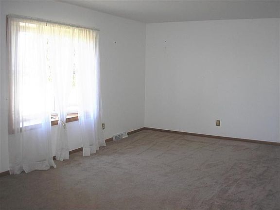 5th image of 11731 S Magoun Dr