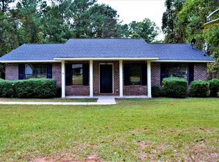 53 Walkabout Ranch Rd, Daviston, AL 36256