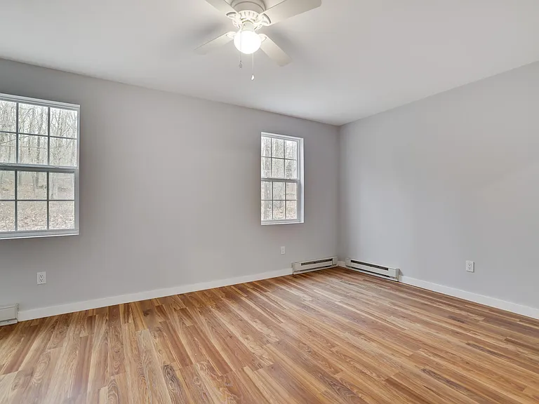 117 Forest Dr — Photo 29