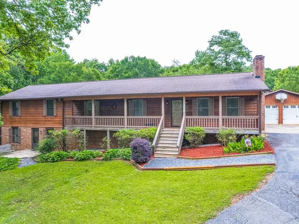 188 Bearden Rd, Roebuck, SC 29376