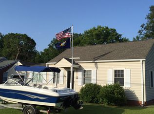 535 Sabiston Dr, Swansboro, NC 28584